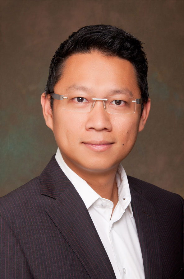 Dr Jimmy Lim Medical Director of JL Eye Specialists, Eye Clinic in Singapore